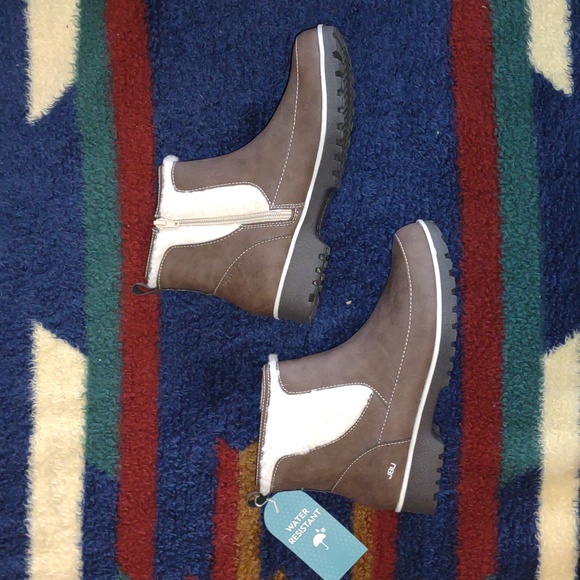 👣JBU by JAMBU Monroe Water Resistant Boots - Picture 9 of 16